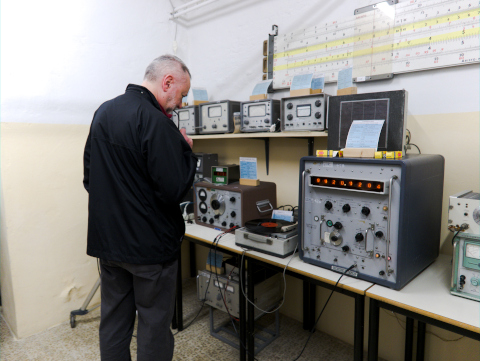 Laboratory equipment